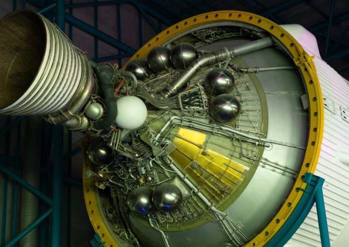 Chart of Astrobase EVEREST engine at 800 kN using full flow staged combustion