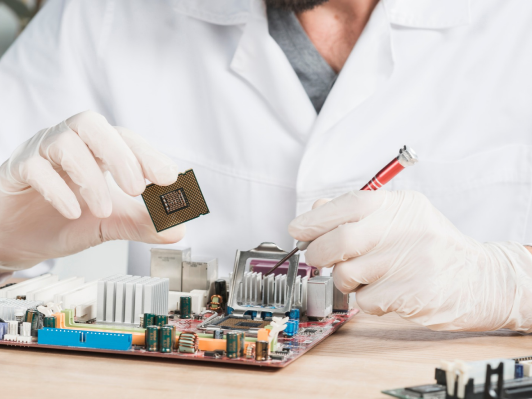 HCLTech Opens Two Centres to Boost India’s Semiconductor Engineering HCLTech Opens Two Centres to Boost India’s Semiconductor Engineering